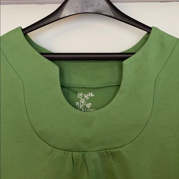 Lucy & Laurel short sleeve tunic tee - Picture 2 of 7